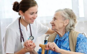 Assistenza domiciliare integrata: l'obiettivo del 10% al 2026